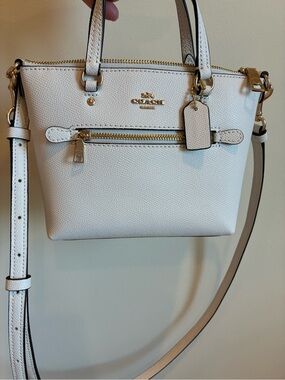 Coach C9948 Mini Gallery Crossbody in Gold/Chalk